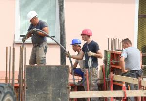 KNJIŽNICA CERKNICA 02 FOTO LJUBO VUKELIČ